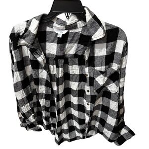 Time and Tru Monochrome Plaid Checkered Shirt